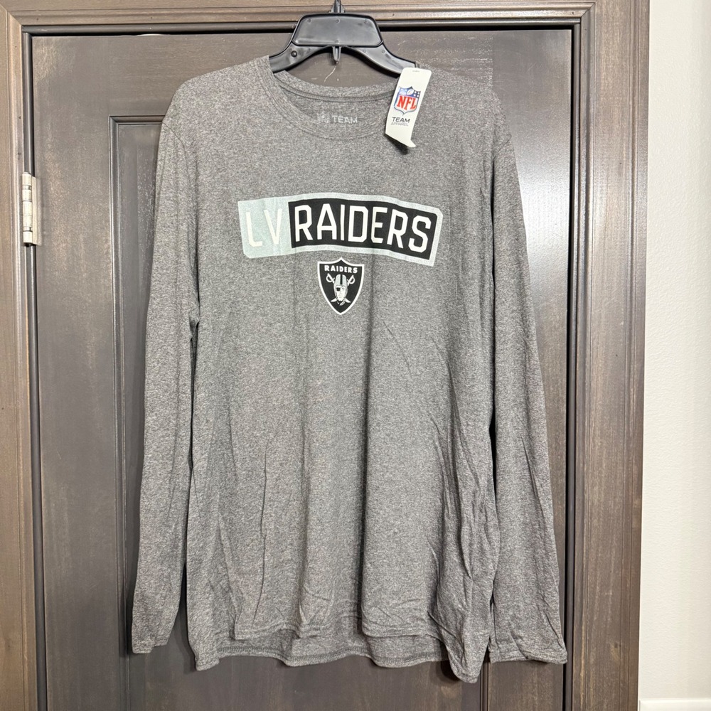 NFL Team Apparel Las Vegas Raiders Gray Long Sleeve Graphic T-Shirt Mens XL NWT